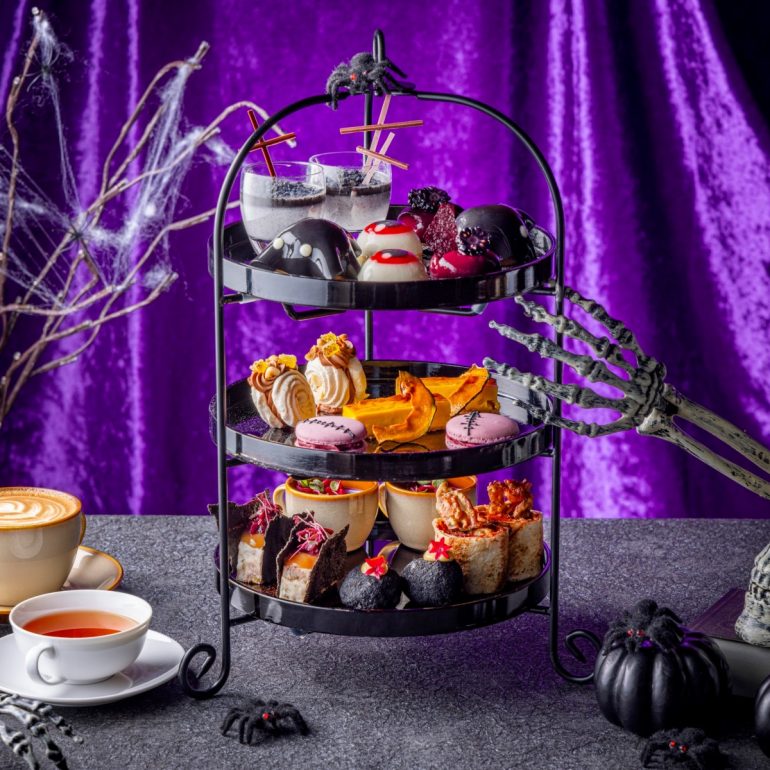 black-halloween-afternoon-tea